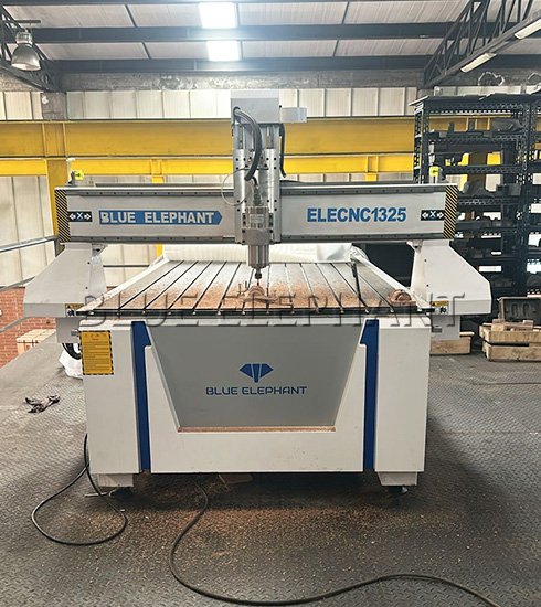 What Is the Best CNC Router for a Small Shop? 1