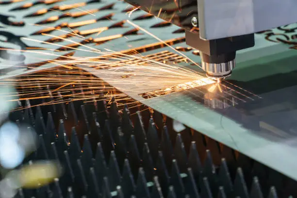 what is a laser cutting machine